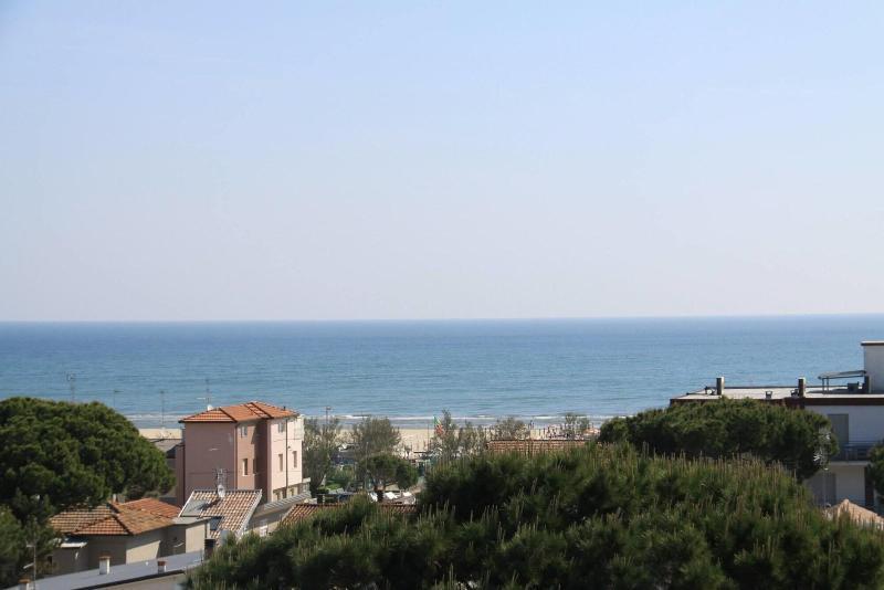 Hotel Bisanzio Cervia Bagian luar foto
